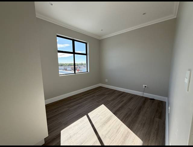 3 BEDROOM HOUSE FOR SALE IN SANDOWN